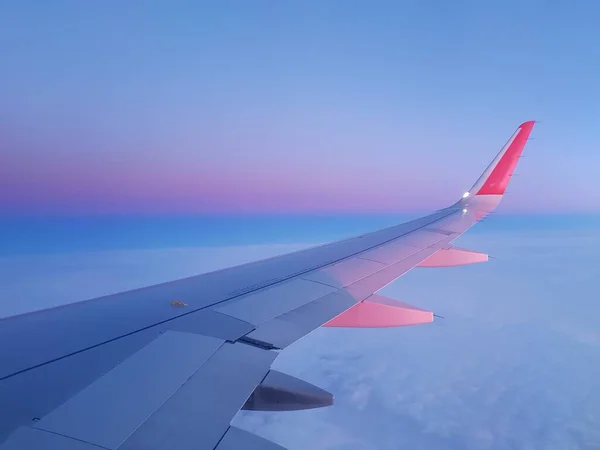 Крило Літака Блакитному Небі — стокове фото