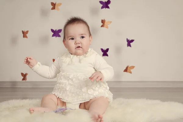 Retrato de niña, interior — Foto de Stock