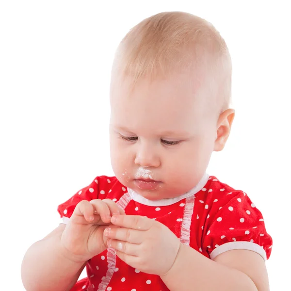 Bambina e la sua torta di compleanno . — Foto Stock