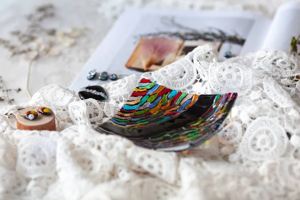 Platte Aus Mehrfarbigem Buntglas Fusing Technik Handgefertigte Glasschale — Stockfoto