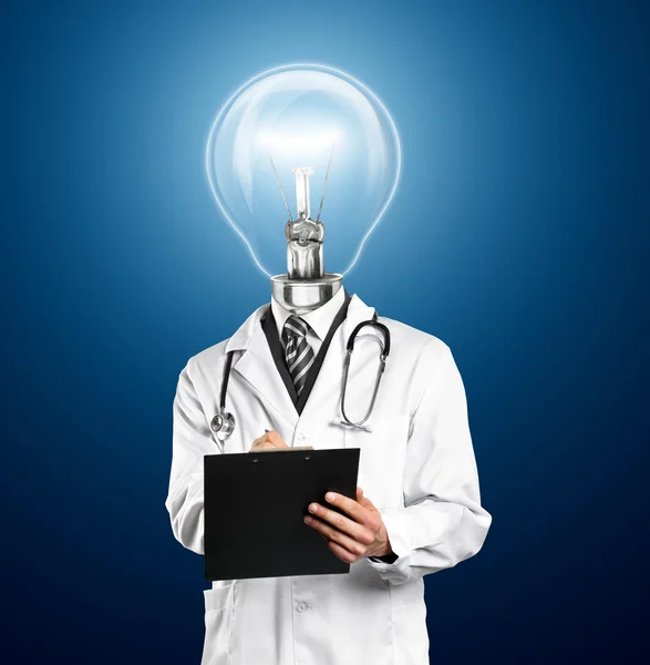 Lámpara cabeza doctor hombre con estetoscopio — Foto de Stock