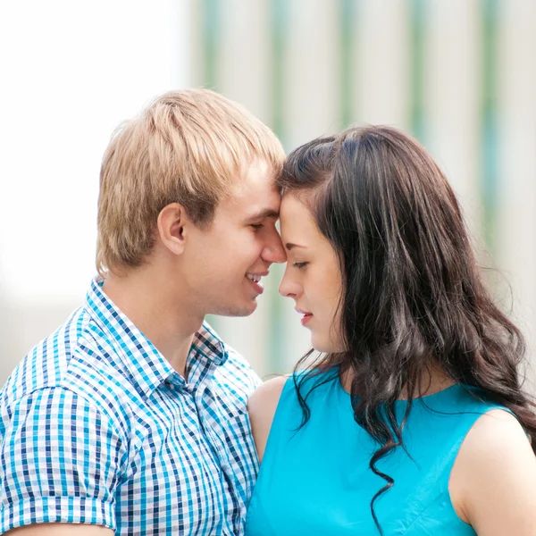 Portrait of a beautiful young happy couple — Stock Photo, Image