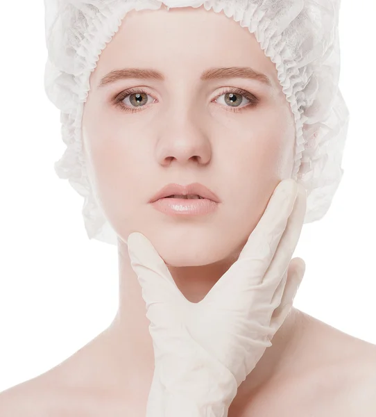Exame facial médico de mulher bonita — Fotografia de Stock
