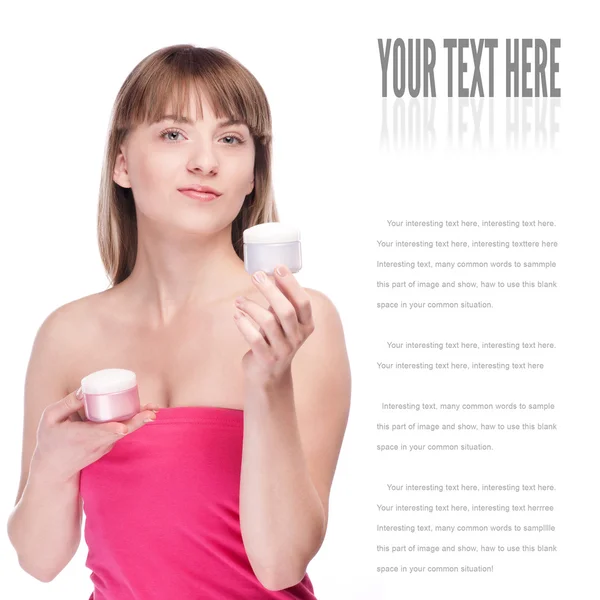 Frau bieten Feuchtigkeitscreme auf Weiß — Stockfoto