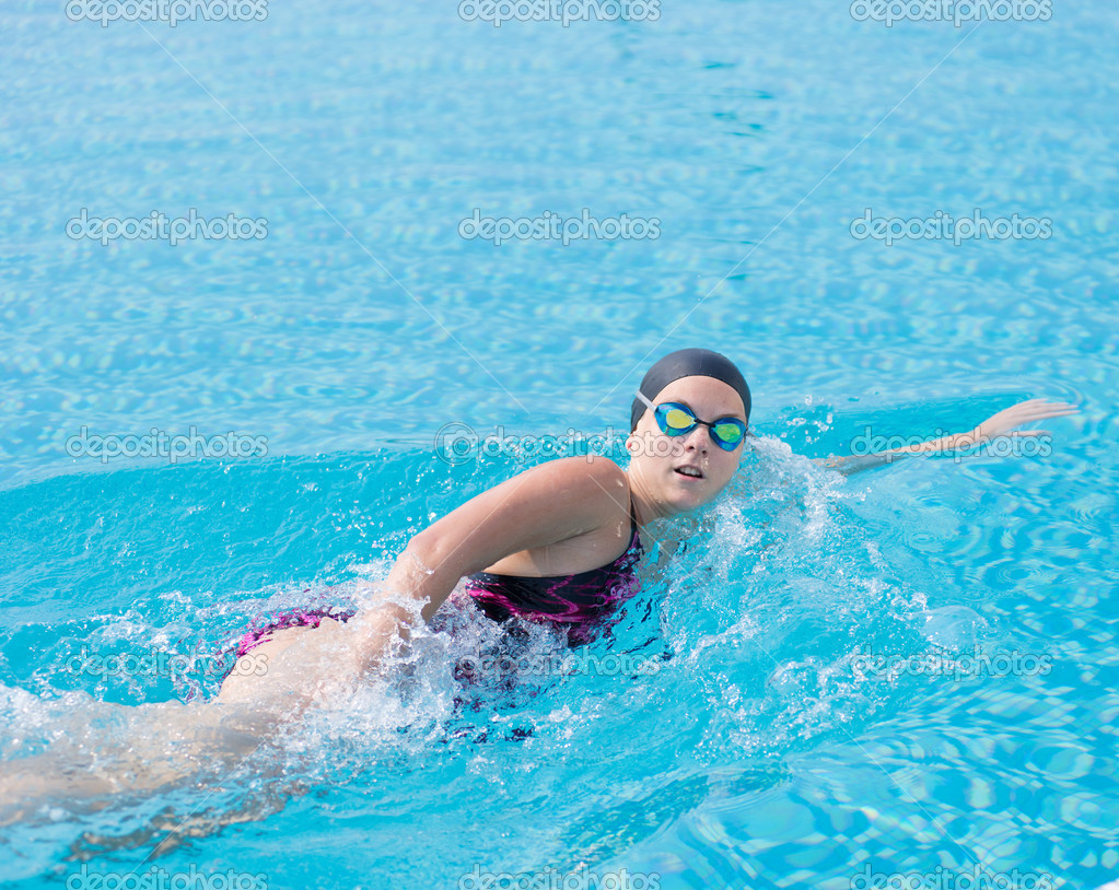 kraul swimming