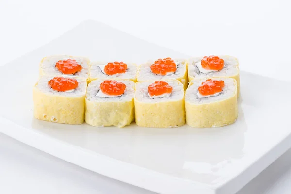 Japans eten restaurant, sushi maki gunkan roll bord of schotel instellen. Sushi set en samenstelling — Stockfoto