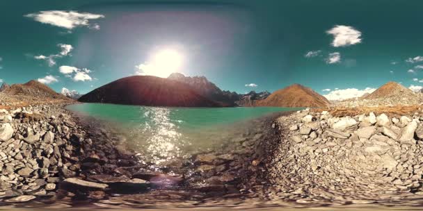 360 Gokyo Górskie Jezioro Sezonie Zimowym Dzikie Himalaje Dużej Wysokości — Wideo stockowe