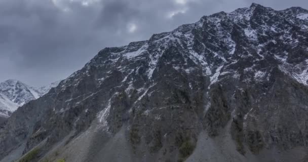 Uhd Zeitraffer Epischer Wolken Gebirgstal Herbstzeit Wilde Endlose Natur Und — Stockvideo