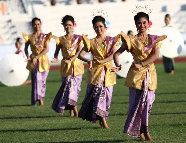 Undentified beautiful in action during "40th Thailand University Games" at Institute of physical education chonburi camp on janeiro 11, 2013 in Chonburi, Thailand — Fotografia de Stock