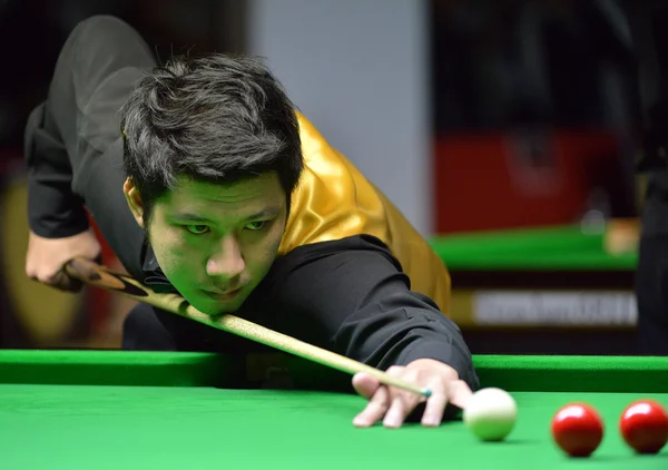 :Tayland'dan Issara Kachaiwong