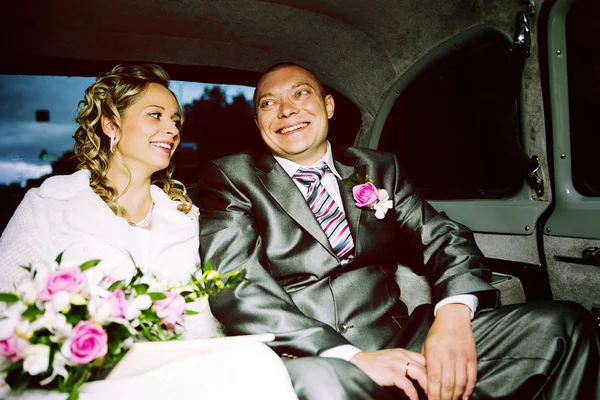 Портрет пари, чоловіка і дружини, весілля — стокове фото