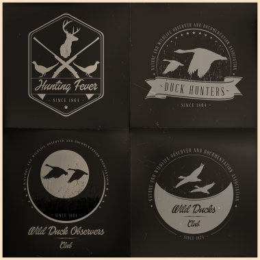 vahşi hayvan rozet koleksiyonu