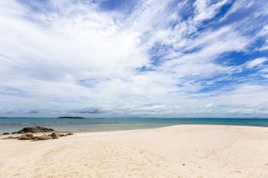 Tayland, Rayong 'daki Koh Mun Nok plajı.