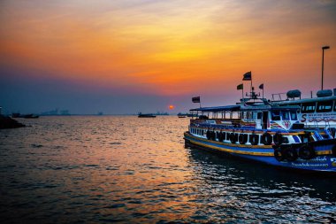 Sunset at Koh Loi Pier, Sichang, Chonburi