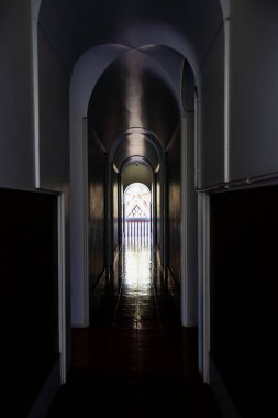 The corridors inside the temple are paved with marble.