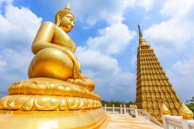 Wat Phai Lom Bang Ban Bölgesi 'nde ünlü bir tapınak Phra Nakhon Si Ayutthaya, Tayland