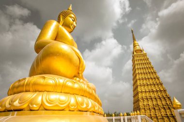 Wat Phai Lom Bang Ban Bölgesi 'nde ünlü bir tapınak Phra Nakhon Si Ayutthaya, Tayland