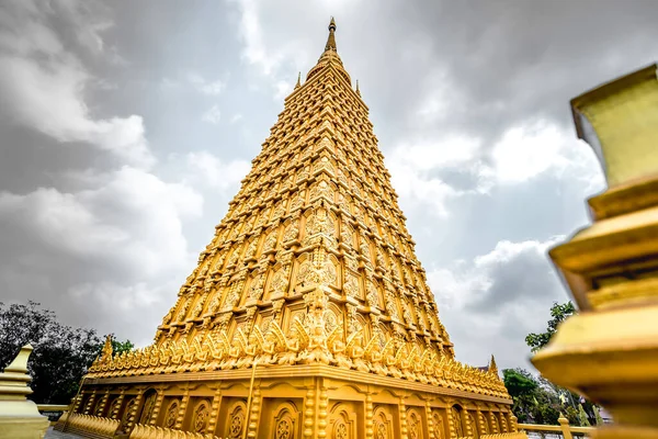 Ват Пхай Лом Известный Храм Расположенный Районе Банг Бан Пхра — стоковое фото