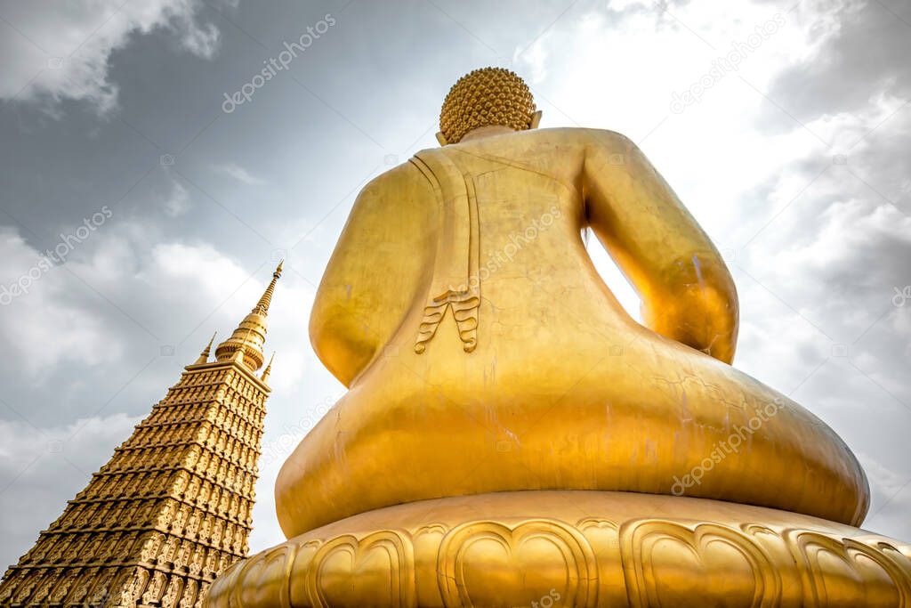 Wat Phai Lom a famous temple located at Bang Ban District Phra Nakhon Si Ayutthaya, Thailand