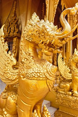 altın rengi Kilisesi, Wat Pak Nam Jolo - Bang Khla Chachoengsao