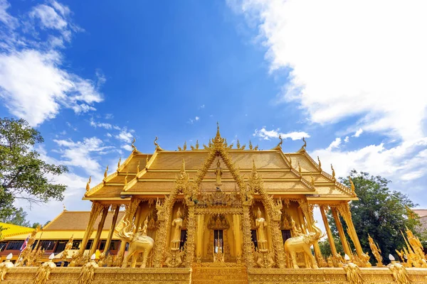 Iglesia Color Oro Wat Pak Nam Jolo Bang Khla Chachoengsao —  Fotos de Stock