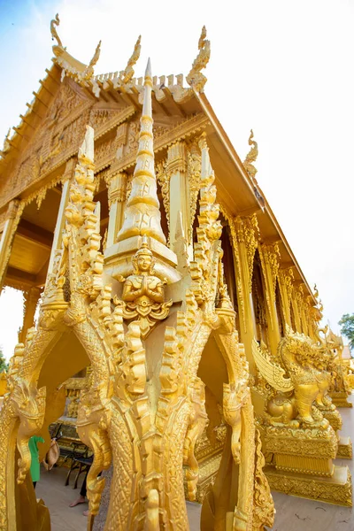 Goldfarbe Kirche Von Wat Pak Nam Jolo Bang Khla Chachoengsao — Stockfoto