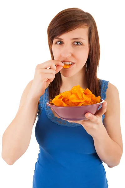 A la joven le gusta comer patatas fritas. — Foto de Stock