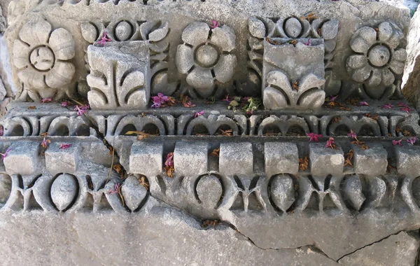 Pattern of ancient architecture of Lebanon — Stock Photo, Image