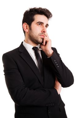 yakışıklı delikanlı üzerinde beyaz izole siyah takım düşüncesinde