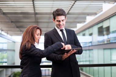 iş elektronik tablet pc ile çalışma