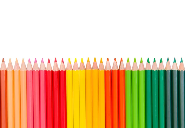 Barevné tužky izolované na bílém pozadí zblízka — Stock fotografie