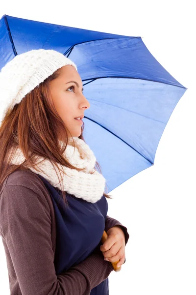 Bella giovane donna vestita con vestiti invernali, isolata su w — Foto Stock