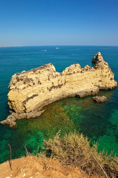 Cliffs at Algarve beach, south of Portugal — Stock Photo, Image