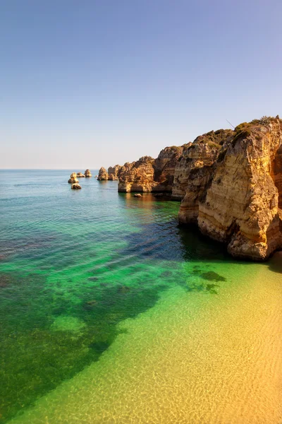 Playa Doña Ana en Lagos, Algarve, Portugal — Foto de Stock