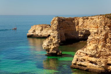 Cliffs sahilinde algarve, Portekiz