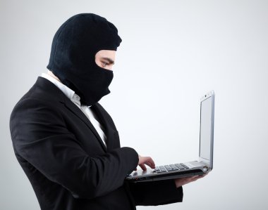 dizüstü bilgisayarınızdan bilgi çalmak hacker