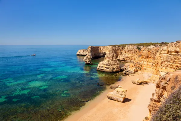 Playa de Marinha en Lagoa, Algarve, Portugal —  Fotos de Stock
