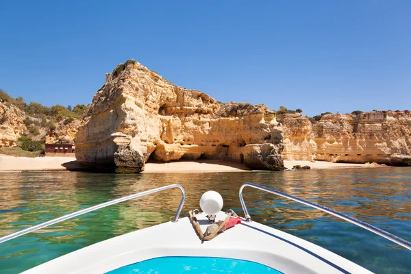 Cliffs at Algarve coast, Portugal — Stock Photo, Image