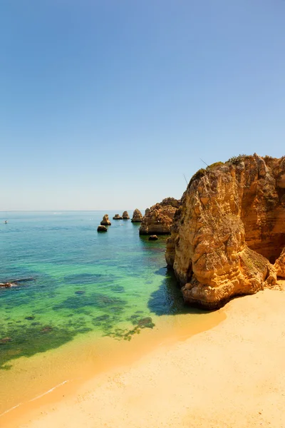 Playa Doña Ana en Lagos, Algarve, Portugal —  Fotos de Stock