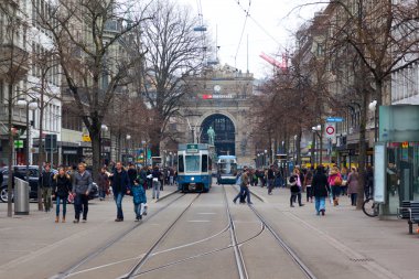 elektrikli tramvay switzerlan Zürih Şehri