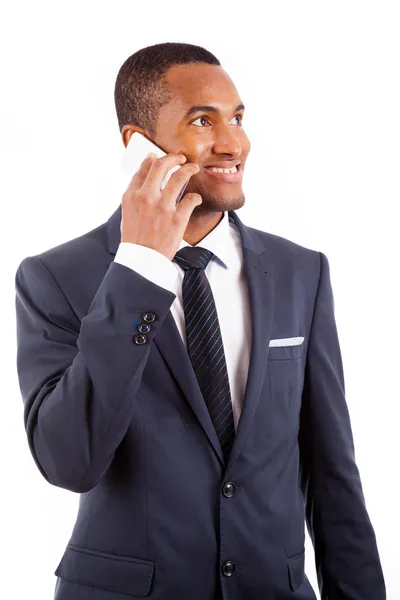 Retrato de un joven hombre de negocios guapo hablando en el móvil — Foto de Stock