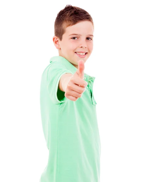 Портрет счастливого мальчика, показывающего большим пальцем вверх жест, изолированный над w — стоковое фото