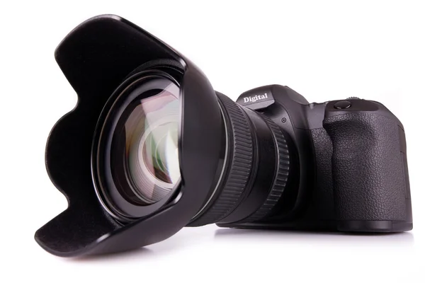 Beyaz arkaplanda dijital SLR kamera — Stok fotoğraf