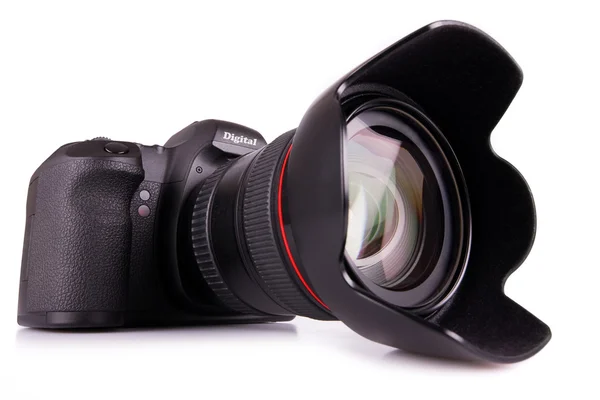 Camera digitală SLR pe fundal alb — Fotografie, imagine de stoc