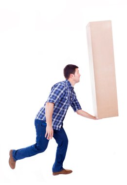 genç adam beyaz izole kart kutusu, holding