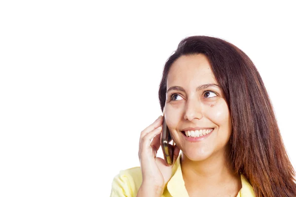 Πορτρέτο μιας νεαρής όμορφης γυναίκας που μιλάει στο τηλέφωνο — Φωτογραφία Αρχείου