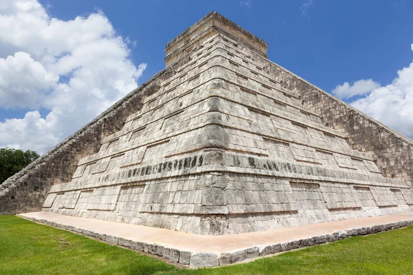Chichen Itza pyramid at Mexico — Stock Photo, Image
