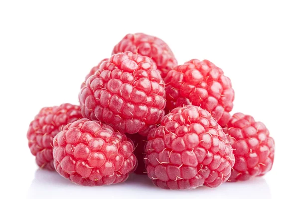 Ripe raspberrys isolated on a white background — Stock Photo, Image