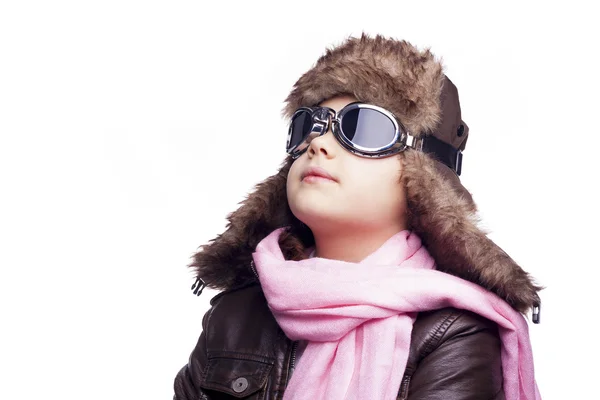 Enfant pilote rêveur de jour, isolé sur fond blanc — Photo