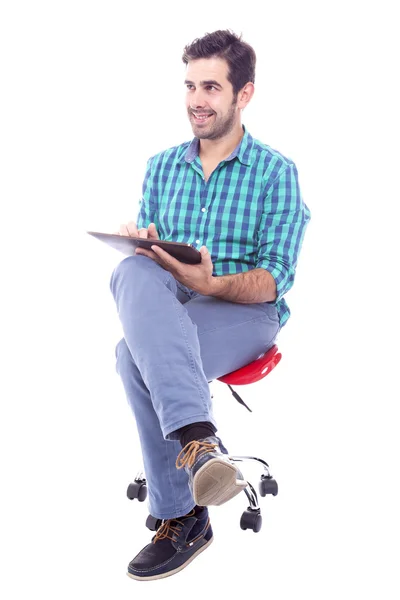 Mann sitzt auf dem Stuhl — Stockfoto